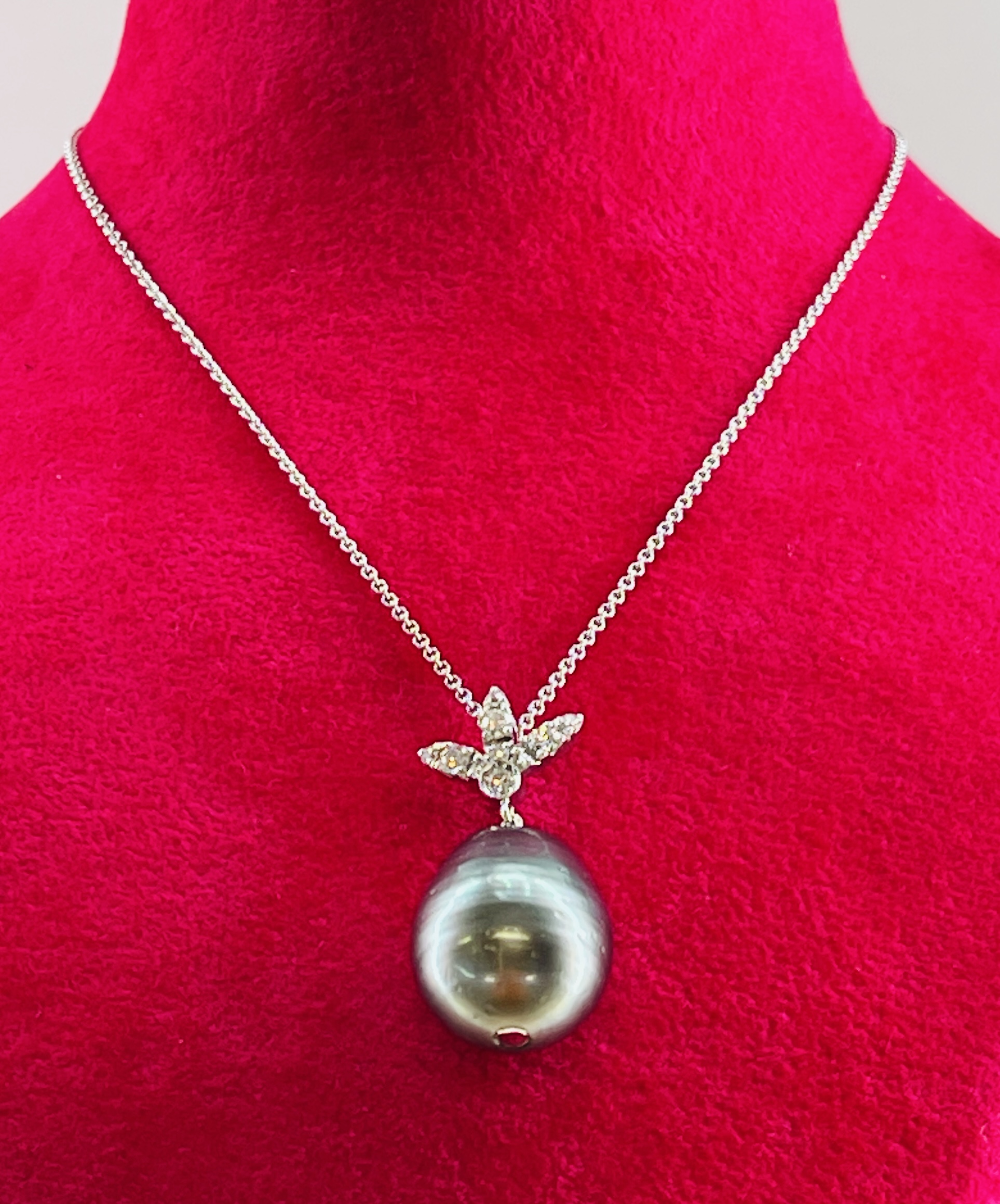 COLLANA 