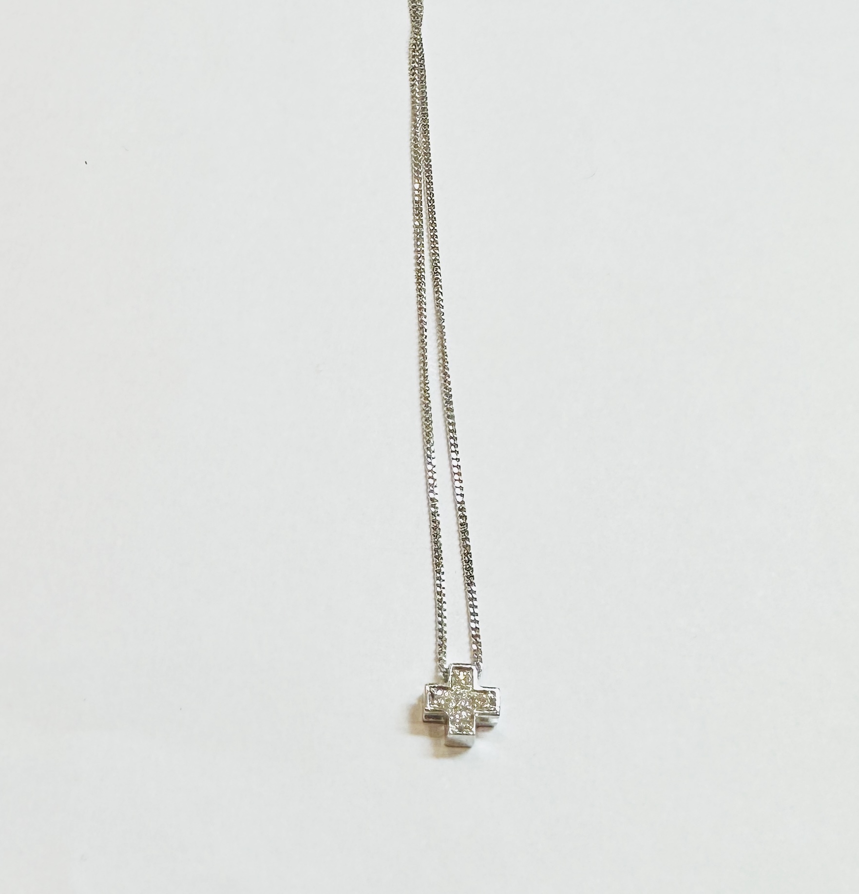 COLLANA CON CIONDOLO