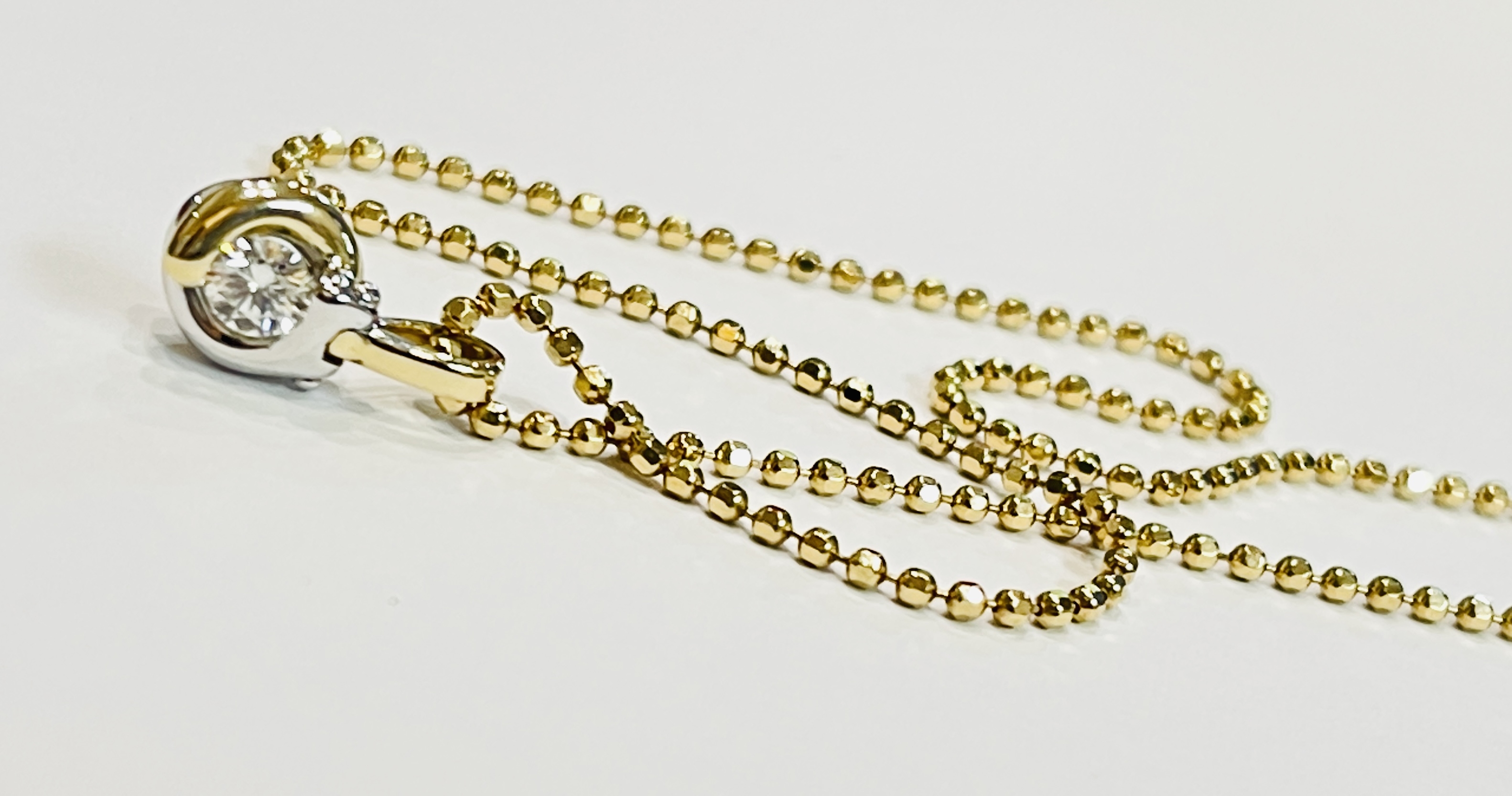 COLLANA 